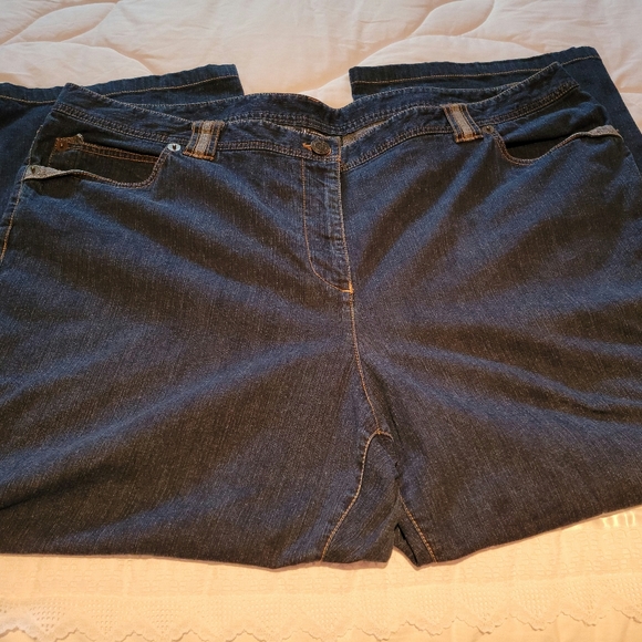 Plus Size Women's Jeans 24W - Picture 3 of 6